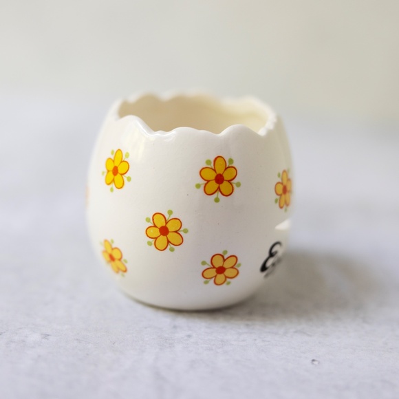 Vintage Lugene's Ceramic Egg Separator Cream with Flowers Pattern made in Japan - Picture 5 of 8